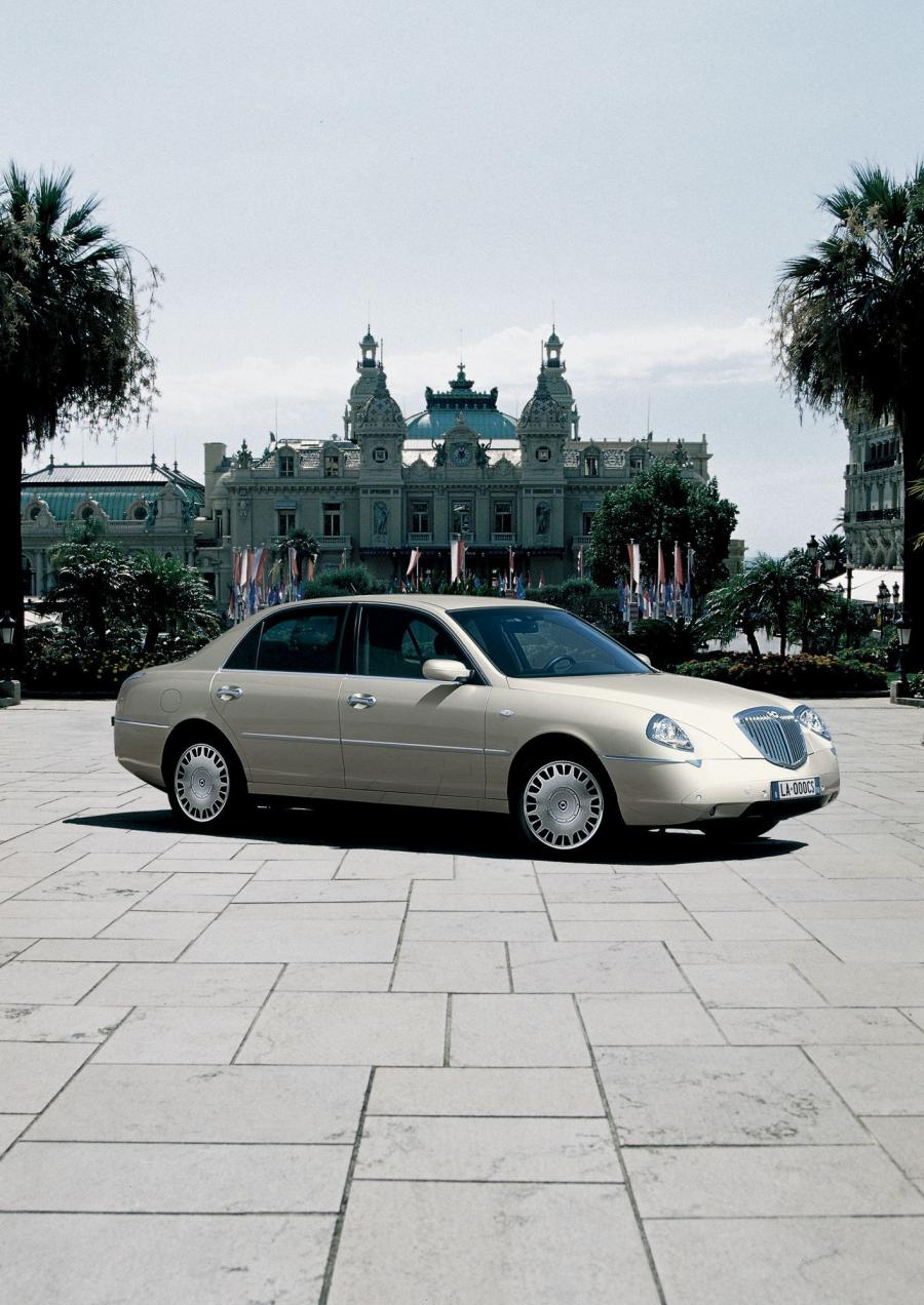  Lancia Thesis 2002 года  (фото 7 из 199)